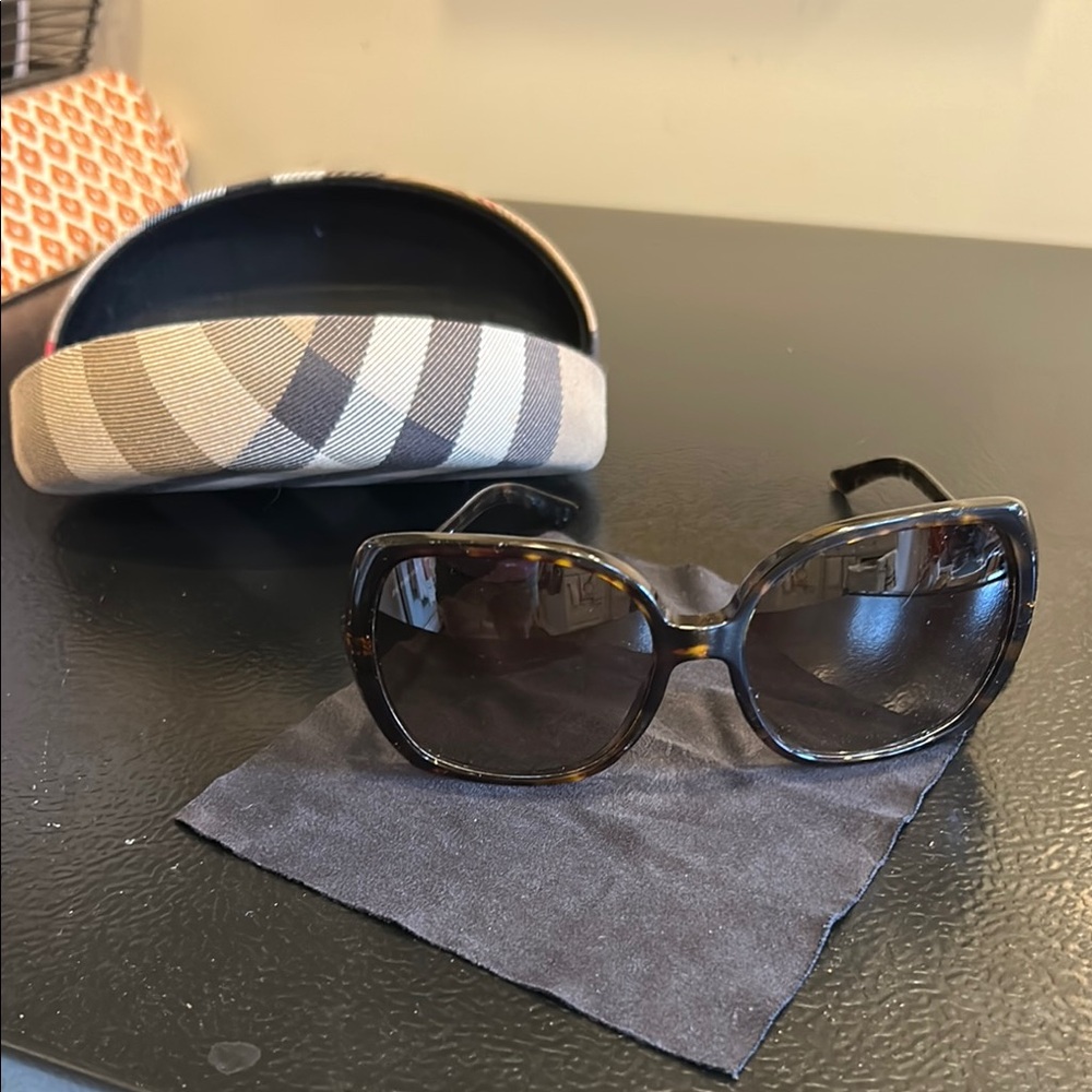 Burberry Black Sunglasses with Check Pattern Case